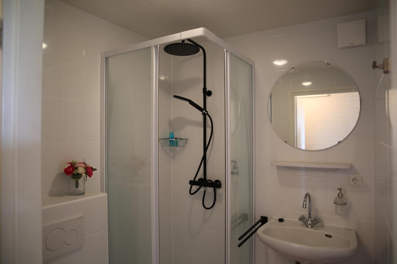 Tweepersoonskamer met Eigen Badkamer
